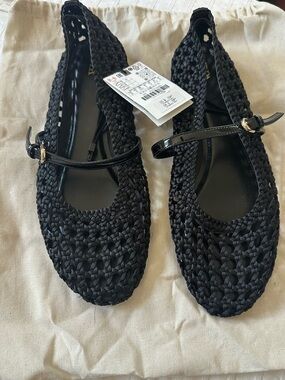NWT Zara Black Woven Mary Jane Flats